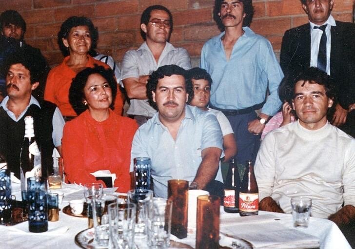 Real_Narcos_Pablo_Escobar_Historical_7-2174084671